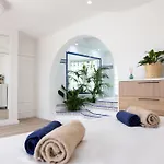 Ellen View A Heated Pool Luxury Вілла *
