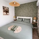 Villa Ellen View A Heated Pool Luxury *