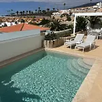 Ellen View A Heated Pool Luxury