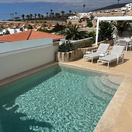 Ellen View A Heated Pool Luxury