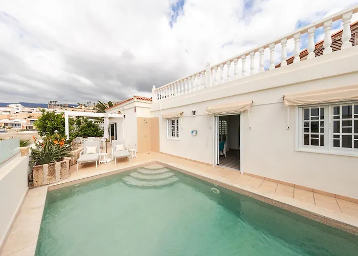 Ellen View A Heated Pool Luxury Вілла *