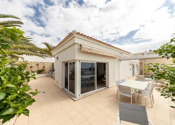 Ellen View A Heated Pool Luxury