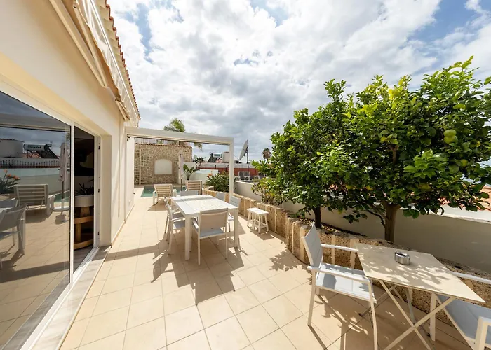 Villa Ellen View A Heated Pool Luxury Costa Adeje (Tenerife)