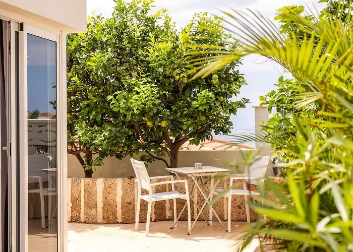 Ellen View A Heated Pool Luxury *