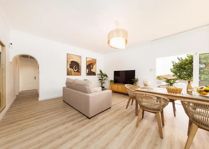 Villa Ellen View A Heated Pool Luxury Costa Adeje (Tenerife)