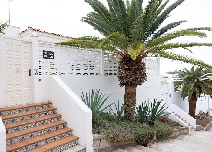 Ellen View A Heated Pool Luxury