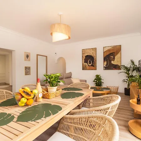 Villa Ellen View A Heated Pool Luxury